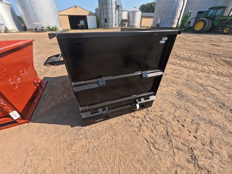 #5277-•-2-yard-skid-steer-trash-hopper-image-5
