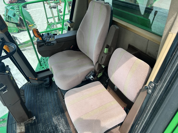 2004-john-deere-9660-sts-image-7