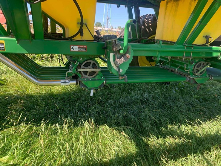 john-deere-1820-image-21