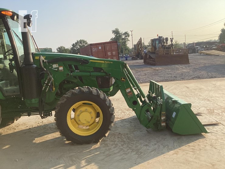 2022-john-deere-5100e-image-6