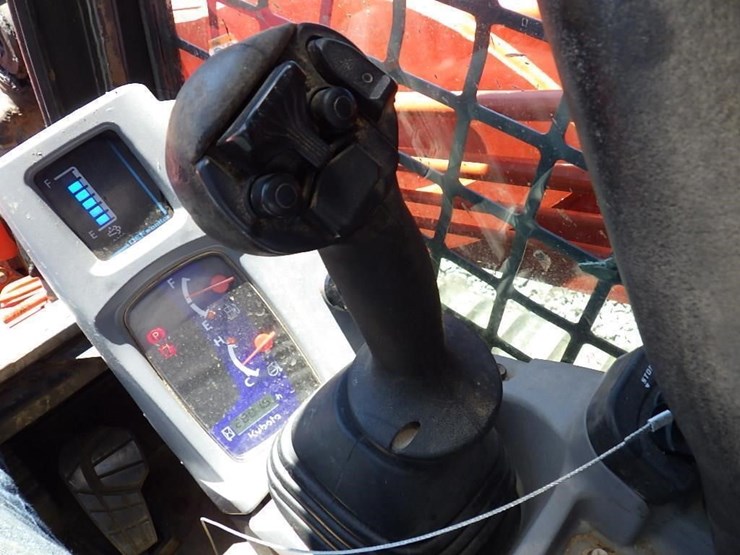 kubota-svl97-2-image-24