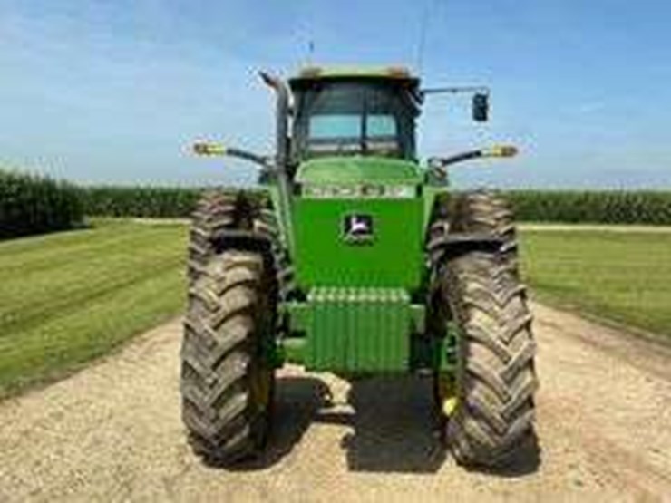 1992-john-deere-4960-image-13