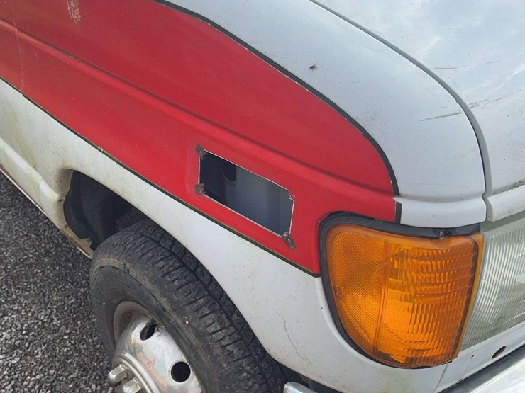 2007-ford-e450-image-11