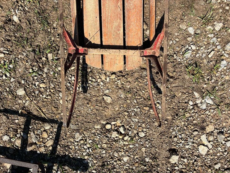(4)-sleds-image-21