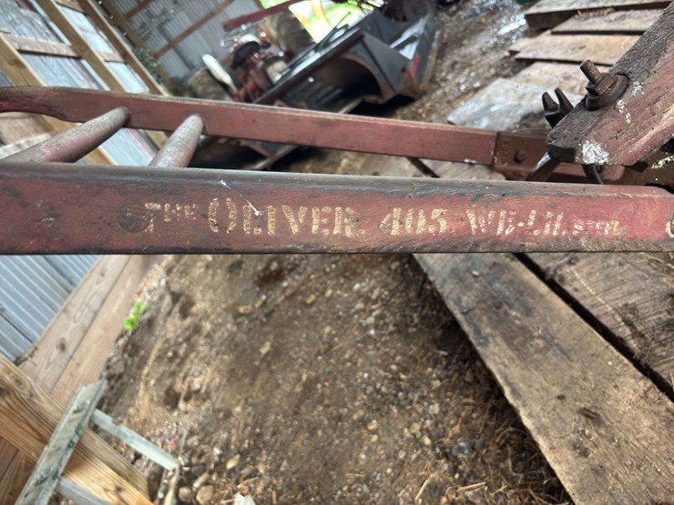 oliver-chilled-plow-works-15”-walking-plow-image-17
