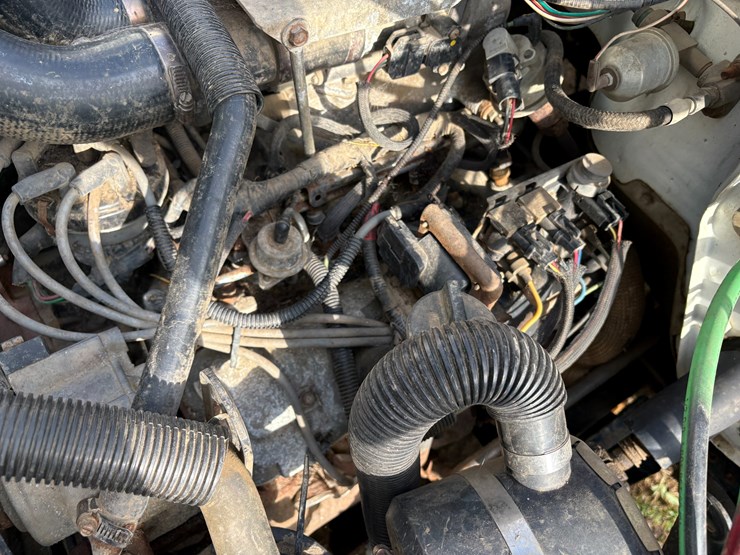 1992-ford-f700-image-32