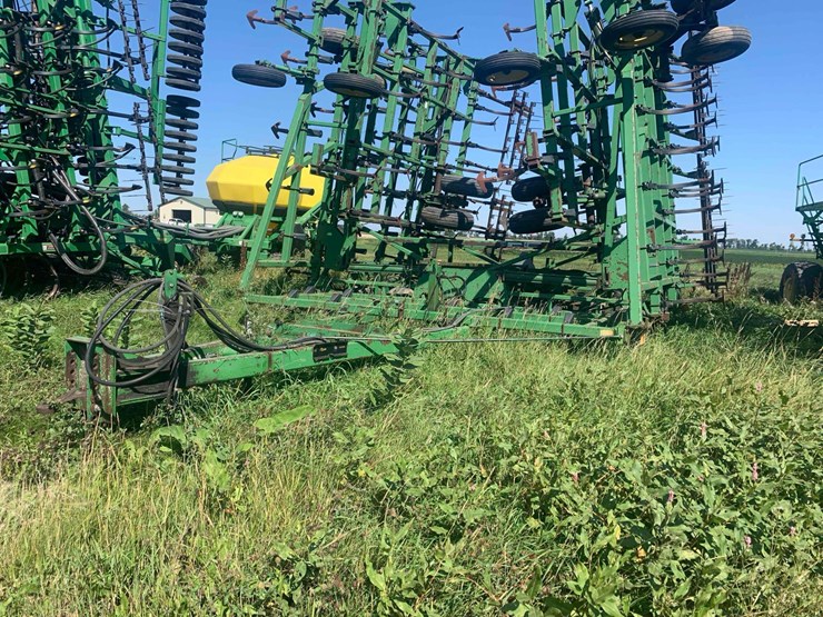 john-deere-985-image-1