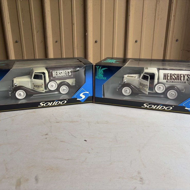 (2) Hershey Chocolate 1930's Ford Trucks