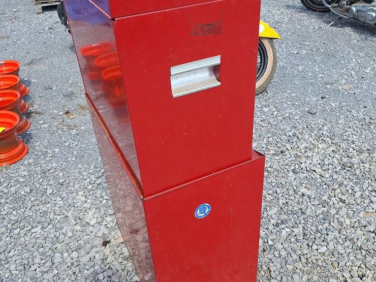 craftsman-doublestack-toolbox-with-misc-tools-image-5