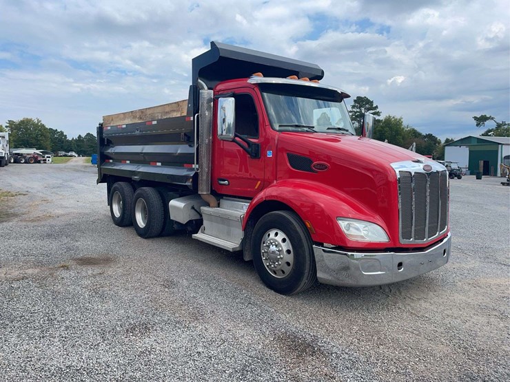 2017-peterbilt-579-image-4