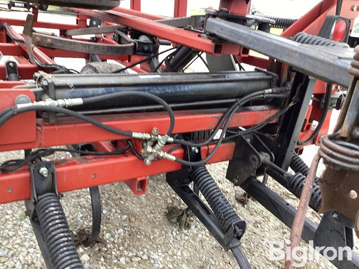 case-ih-4300-image-18