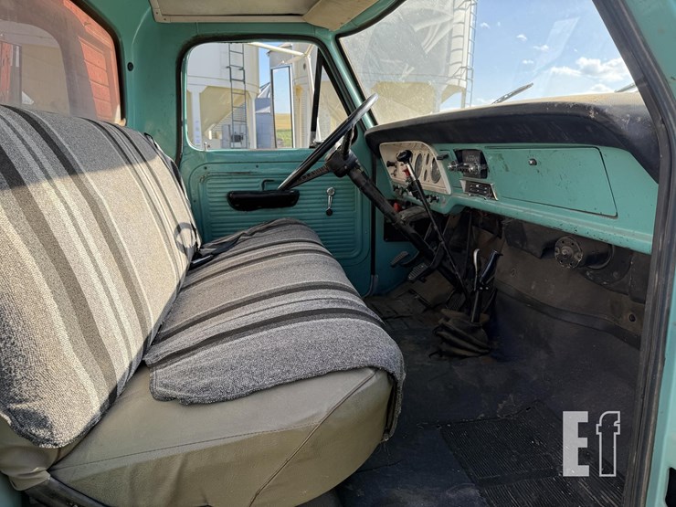 1968-ford-f600-image-17