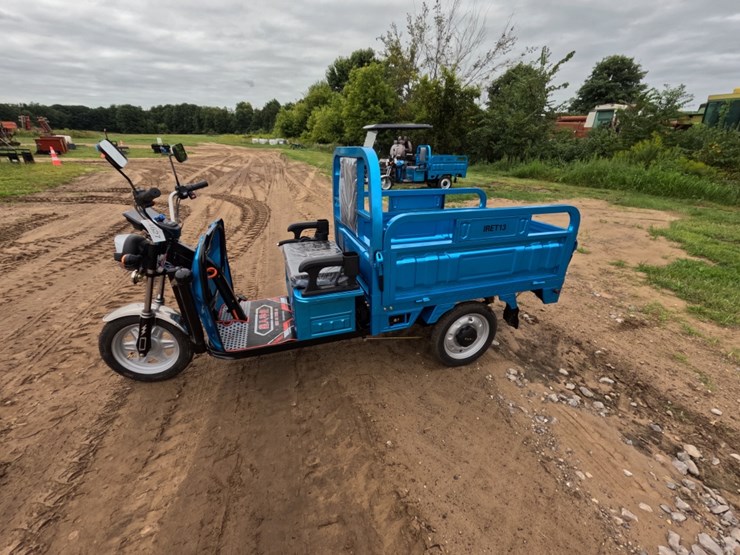 #4627-•-iret13-electric-tricycle-image-1