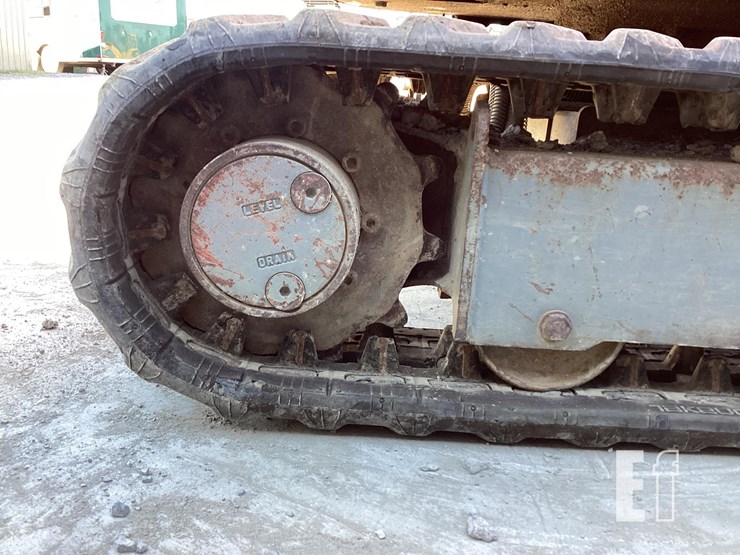 2018-takeuchi-tb210r-image-8