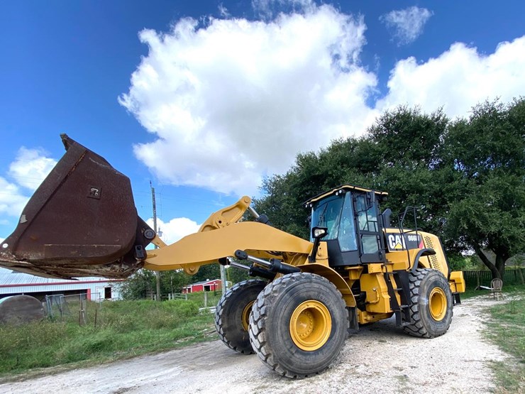 2015-caterpillar-966m-image-4