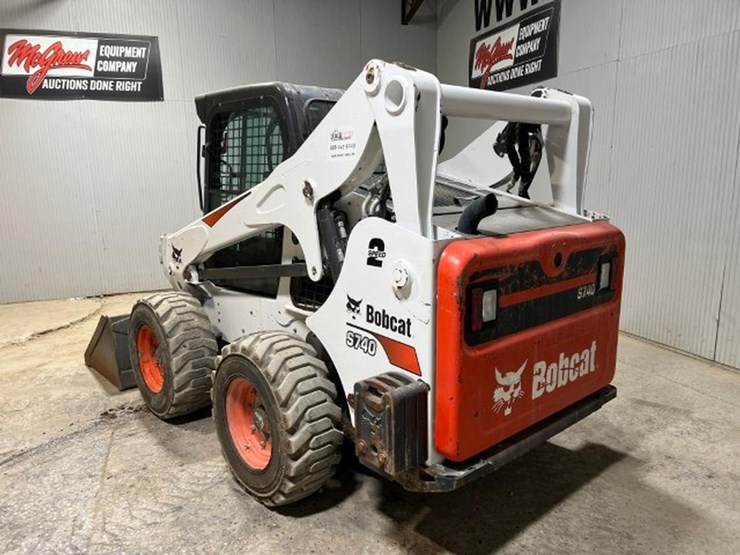 2022-bobcat-s740-image-3