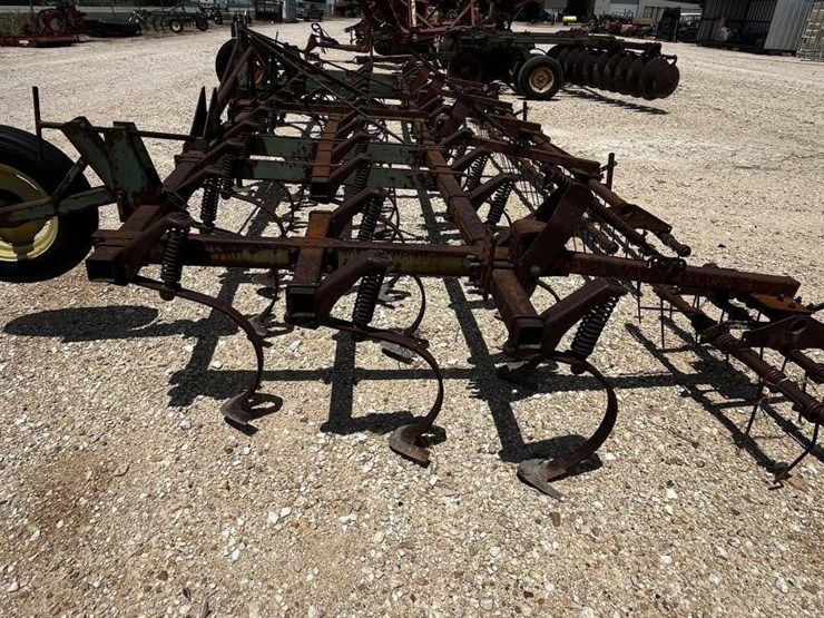 john-deere-1010-image-3