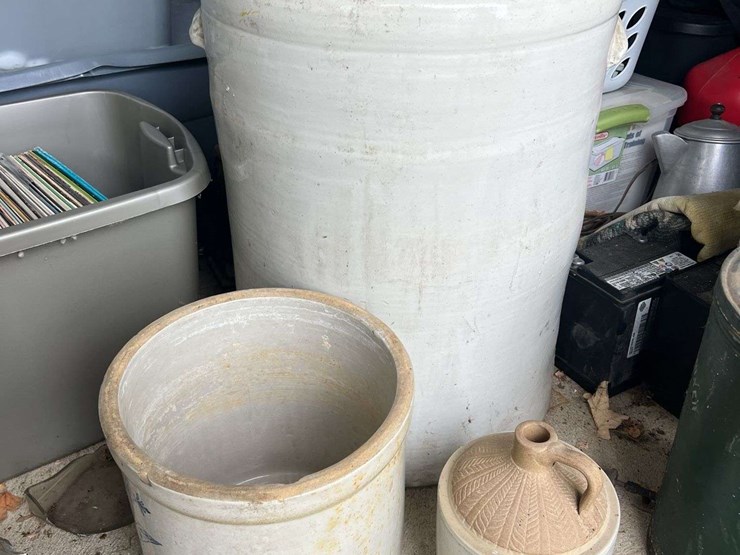 (2)-crocks-and-(1)-jug-image-1