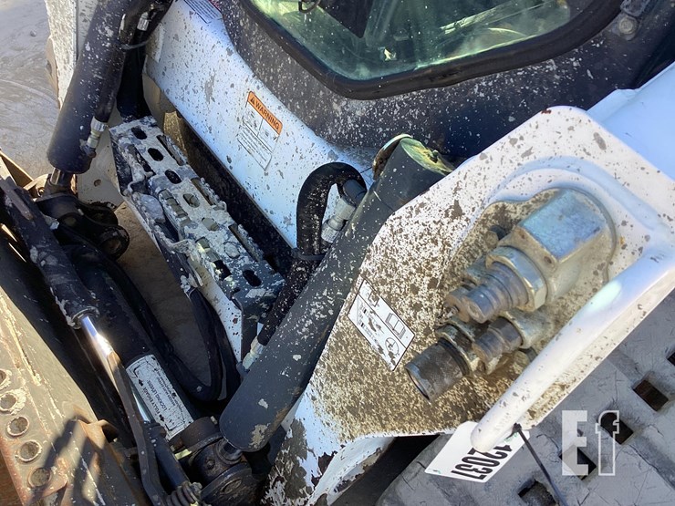 2015-bobcat-t590-image-11