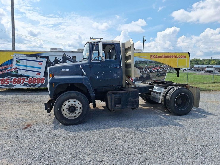ford-l9000-image-2