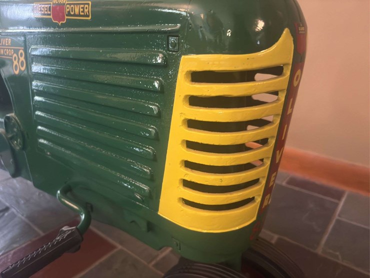 oliver-88-diesel-pedal-tractor-eska-image-5