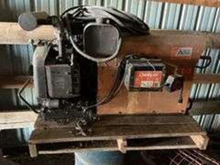 airco-225/200-amp,-wasp,-ac/dc-welder-&-generator-image-2
