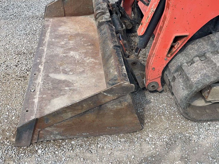 kubota-svl95-2s-image-13