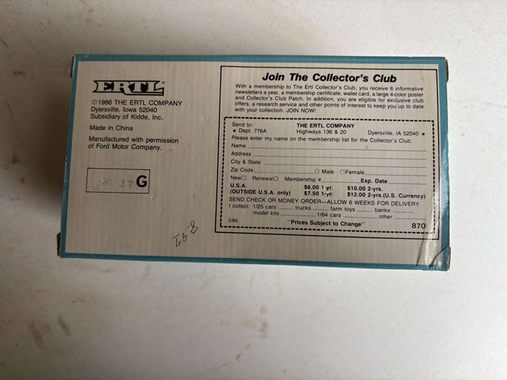(3)-1/24-ford-bank-and-1/18-ford-hotrod-and-studebaker-golden-hawk-image-8