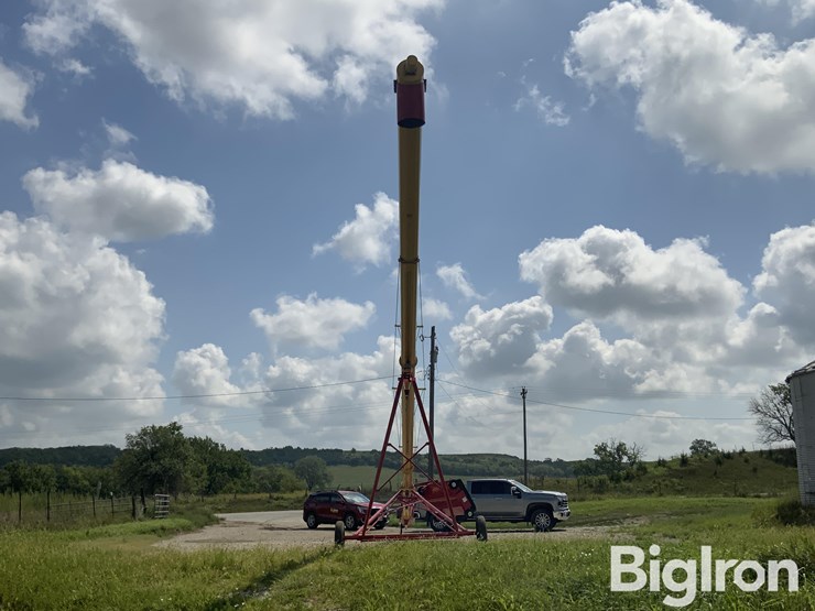 2021-westfield-mkx-10-73-swing-hopper-auger-image-6