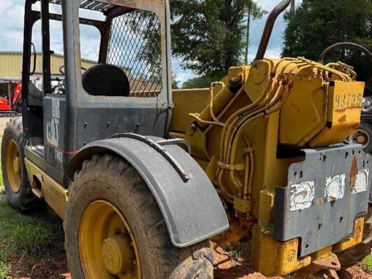 caterpillar-th62-image-20
