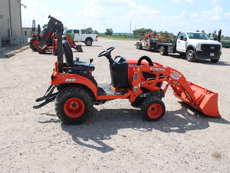 kubota-bx2380-image-2
