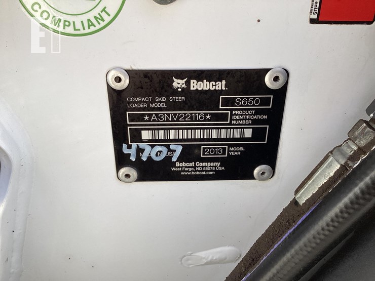 2013-bobcat-s650-image-16