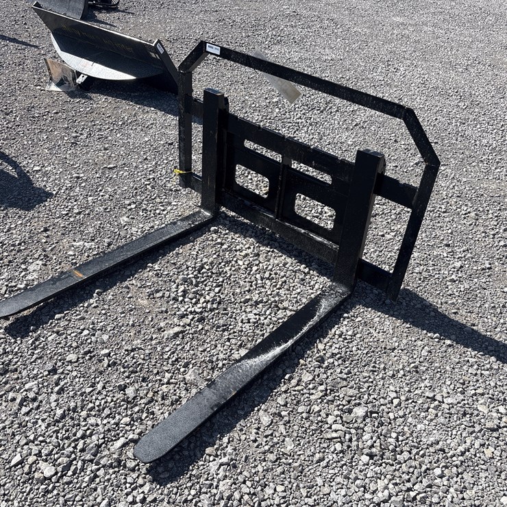 #28502 • PALLET FORKS