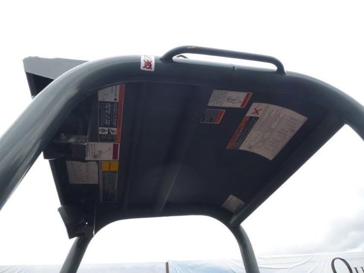 2016-kubota-u25-image-13