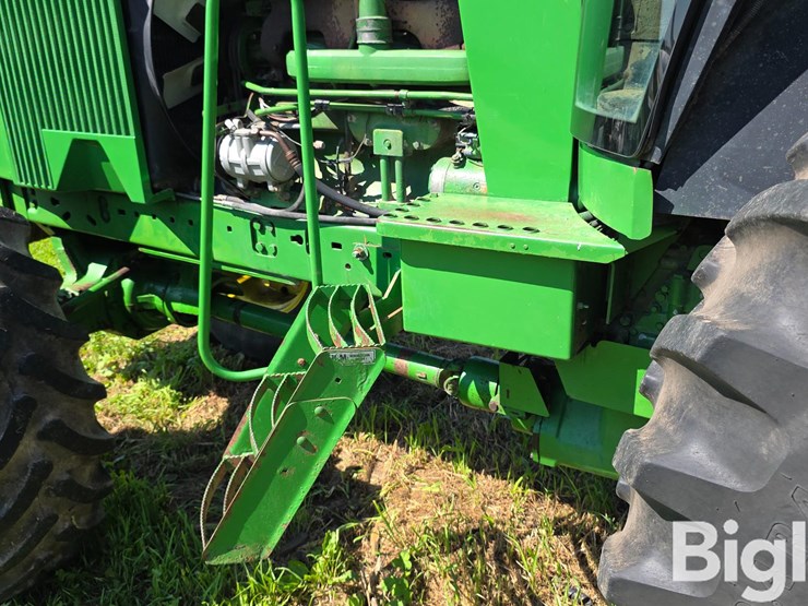 1991-john-deere-4555-image-17