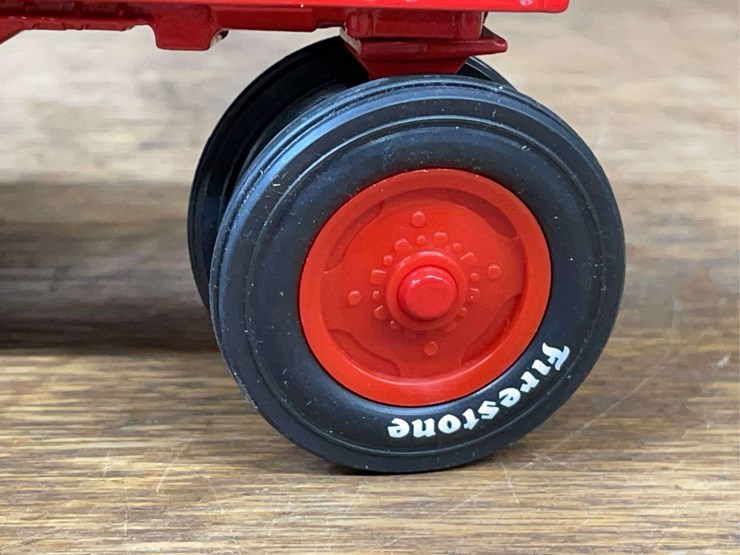 1/16-farmall-706-firestone-nib-ertl-image-20