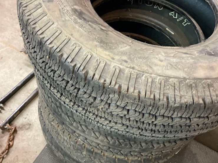 4-firestone-265/75r16-tires-image-5