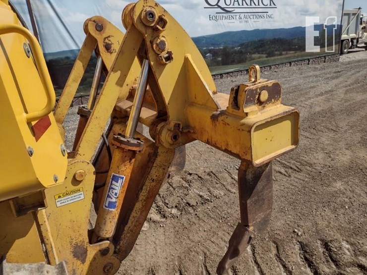 2012-deere-700j-lt-image-43