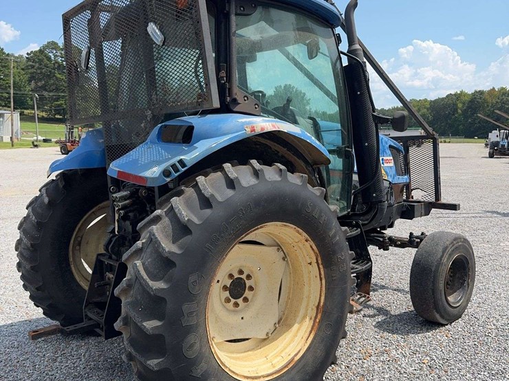 new-holland-t6020-image-5