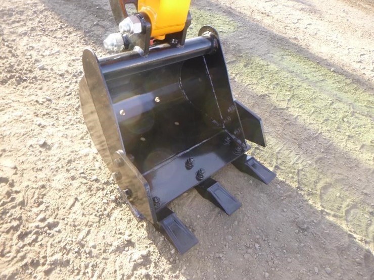 2025-vicsec-vc13c-hydraulic-excavator-image-9