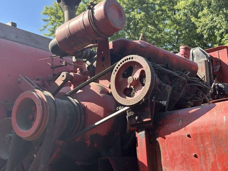massey-ferguson-205-image-22