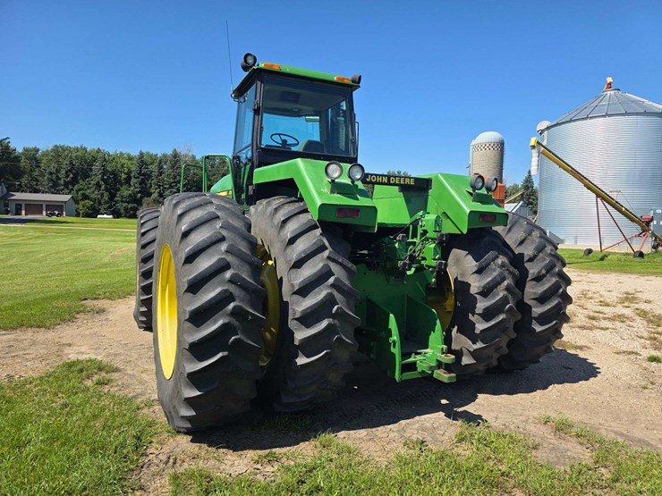 1989-john-deere-8760-image-26