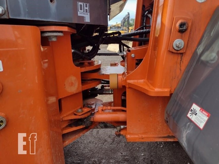 2023-hitachi-zw80-5b-image-23