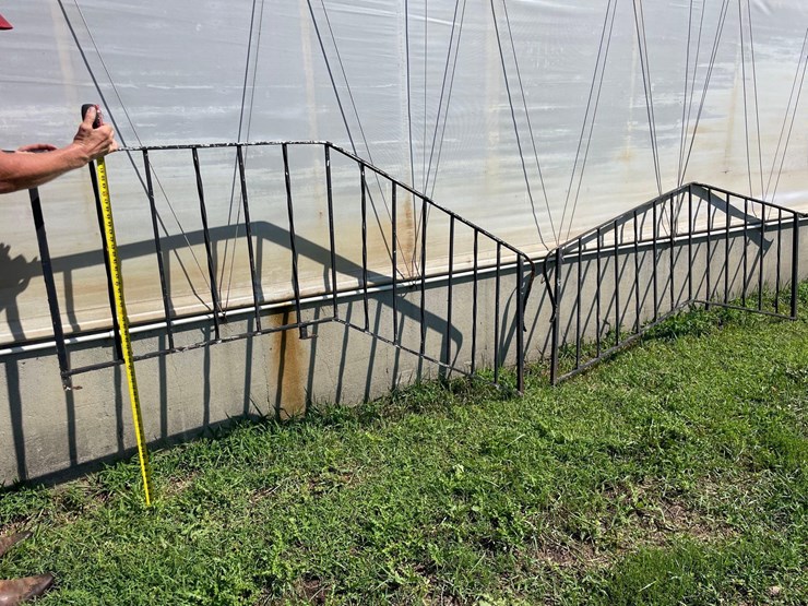 house-step-railing-image-1