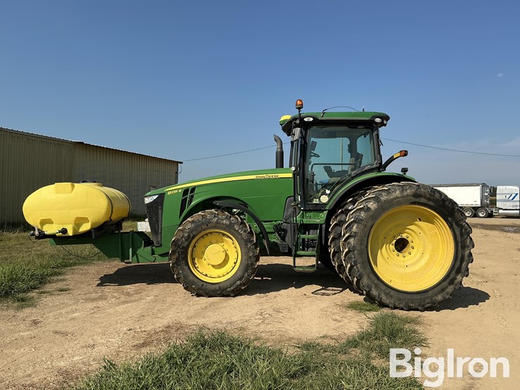 2013-john-deere-8235r-image-8