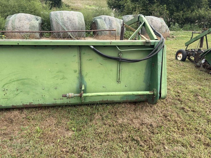 john-deere-224-image-14