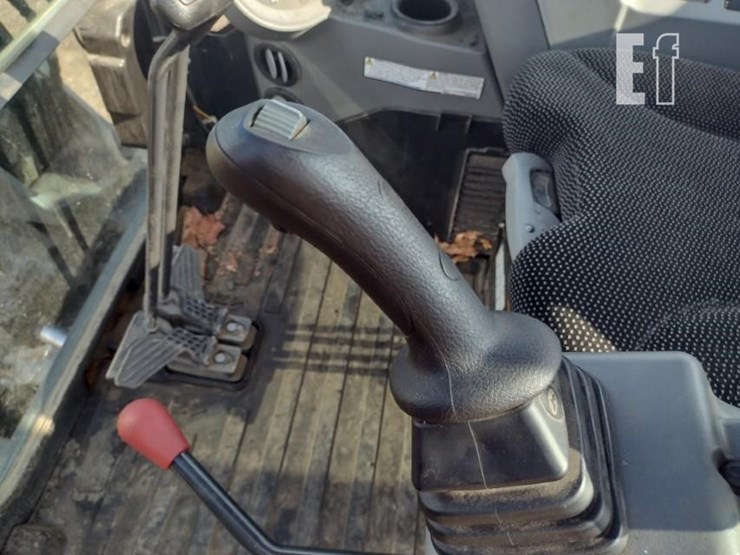 2023-bobcat-e60-image-11