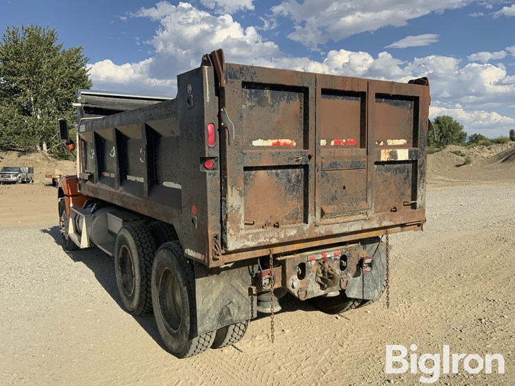 1996-freightliner-fld112-image-7