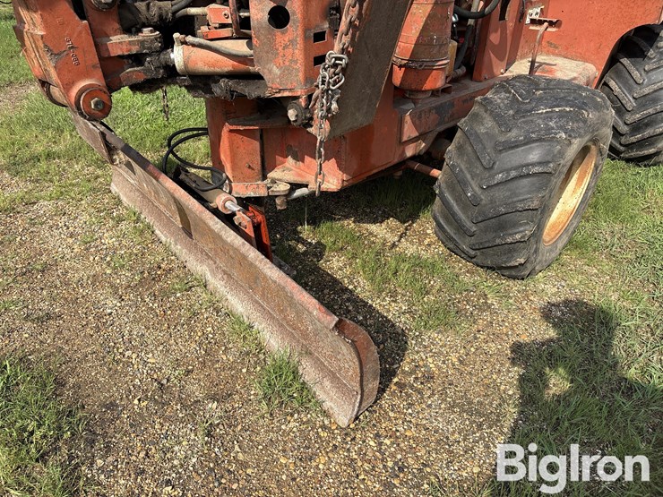 ditch-witch-r65-image-20