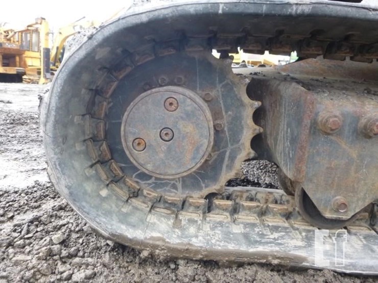 2016-kubota-u25-image-40
